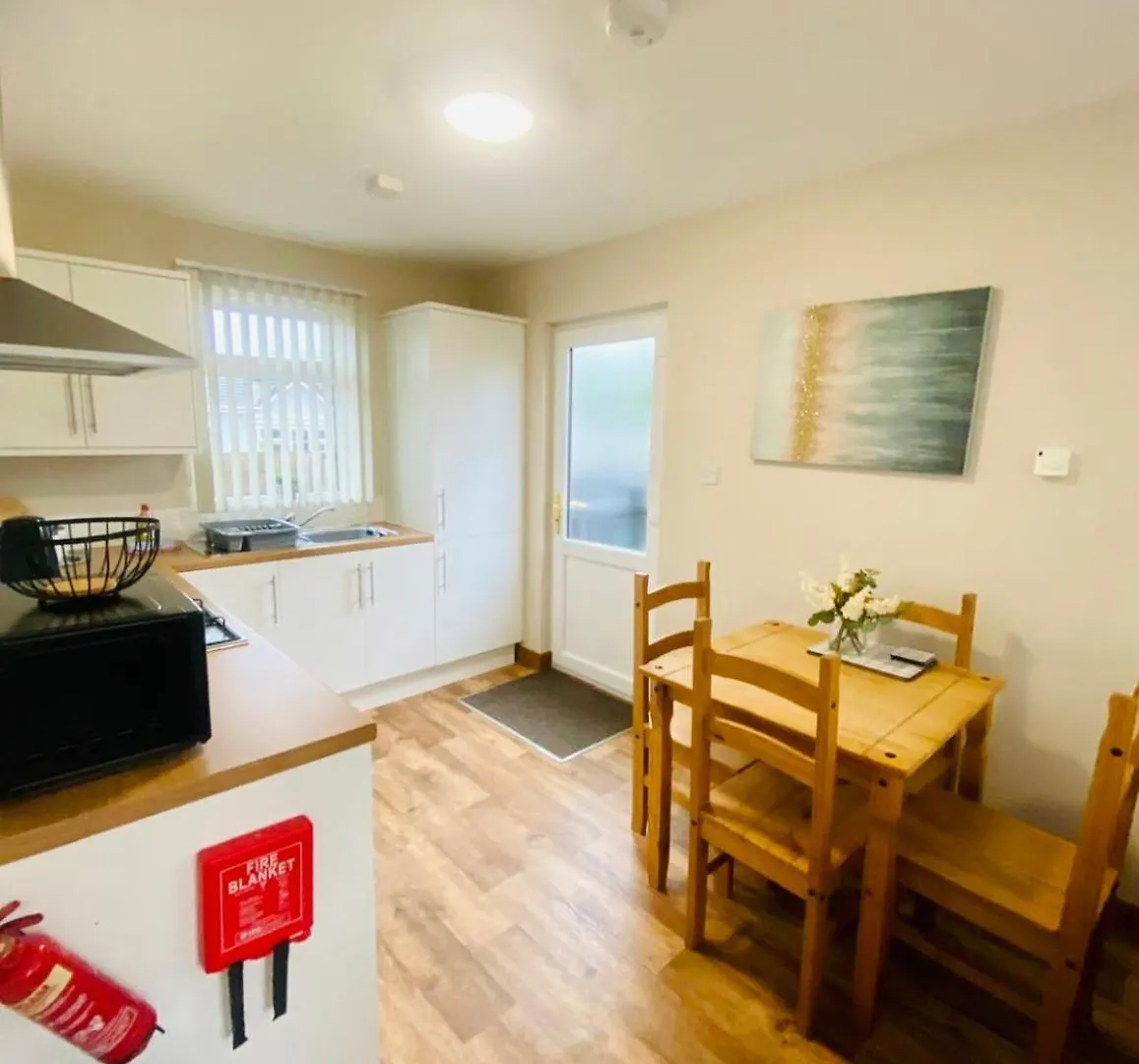 Tulip Cabin With Hot Tub York 0*,  Birleşik Krallık